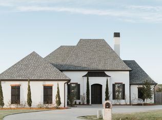 126 Madi Cir, Lafayette, LA 70506