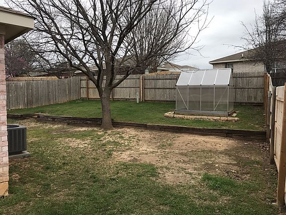 4th image of 7305 Royal Oak Dr