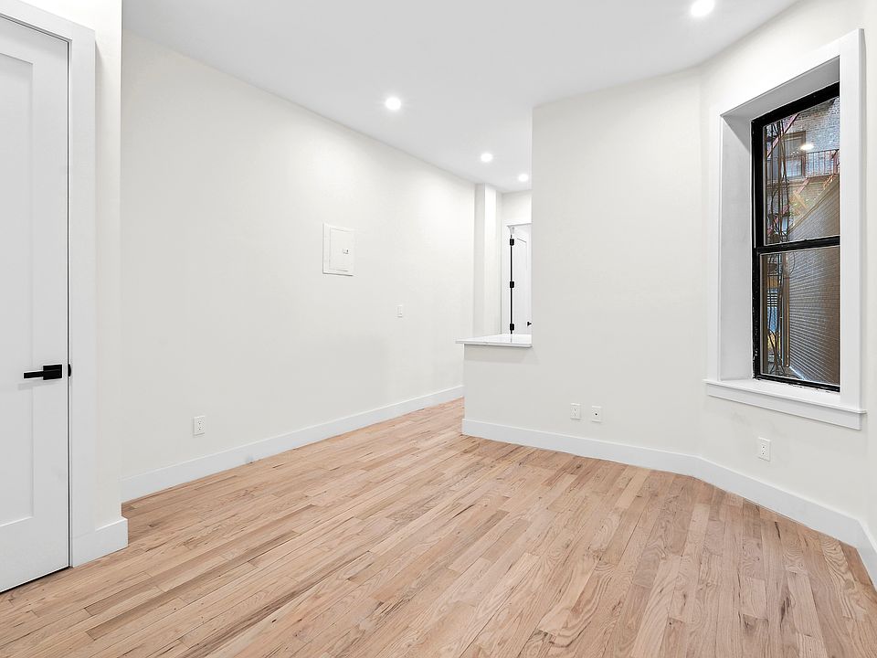 1st image of 206 W 96th St APT 1D