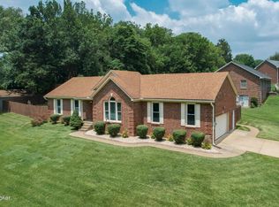 1015 Dublin Cir, Louisville, KY 40229