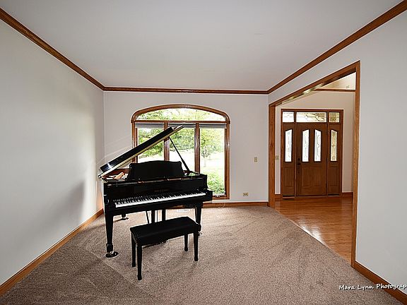 5th image of 39W903 Louisa May Alcott Ln