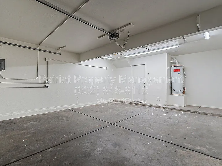 11309 N 89th Dr — Photo 40