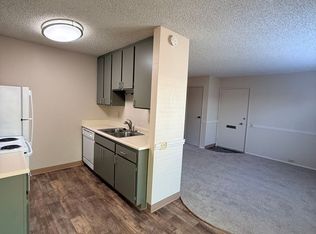 Near Everything, All Amenities! 1616 Q Street, Camellia Court Apartments, Sacramento, CA 95811