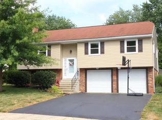 449 Ashford Dr, Lancaster, PA 17601