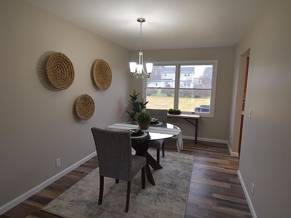 4th image of 56682 Diamond Dr
