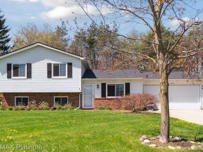 10224 Ashton St, Pinckney, MI, 48169