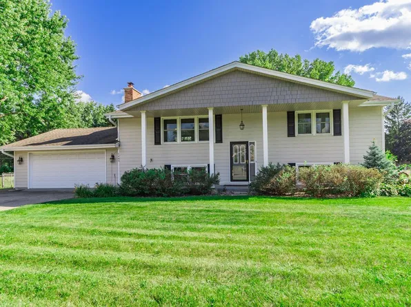 5489 W 134th St, Savage, MN 55378