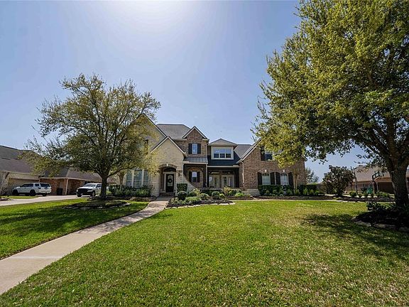 2nd image of 20719 Fairhaven Crossing Drive