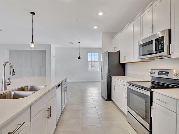 5th image of 5697 Melbourne Ct #7021