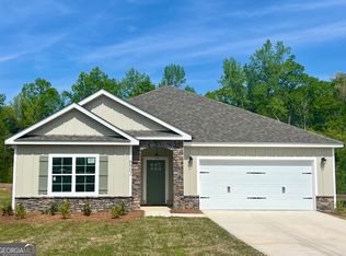 6901 Omaha Dr, Midland, GA 31820