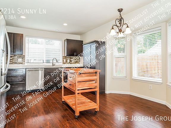4th image of 32214 Sunny Ln