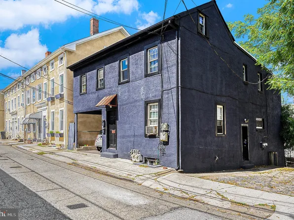 165 Prospect St, Phoenixville, PA 19460