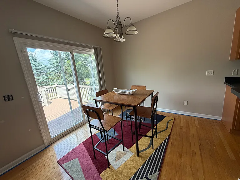 7576 Abigail Dr — Photo 10