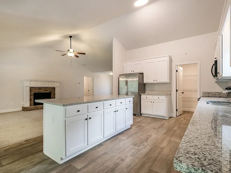 128 Heartland Cir — Photo 8