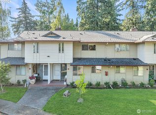 13600 NE 18th St APT 2, Vancouver, WA