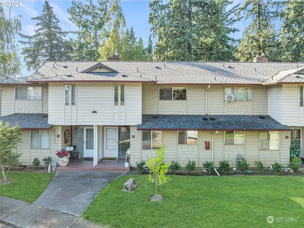 13600 NE 18th Street #2, Vancouver, WA 98684
