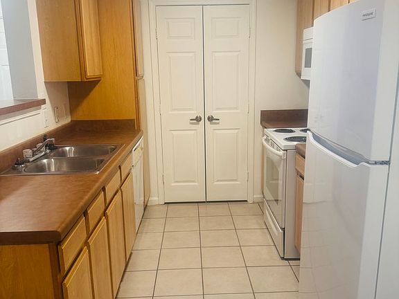 3rd image of 1525 Spring Place Rd SE #522