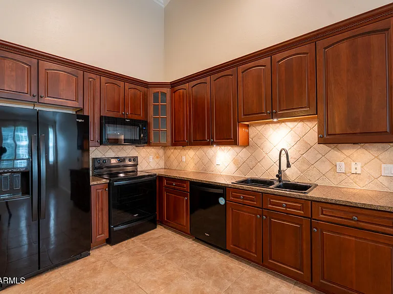 2670 S Voyager Dr #112 — Photo 7