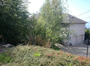 9355 California Ave SW, Seattle, WA 98136