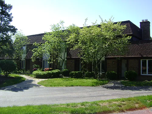 5541-5547 Christopher Ct Photo 1