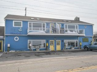 1760 Milwaukee St #A, Delafield, WI 53018
