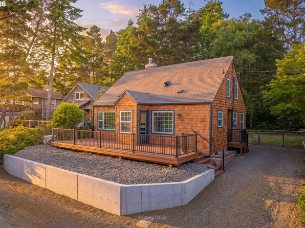 489 Pine Ave, Manzanita, OR 97130