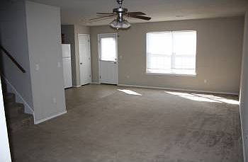 2nd image of 2979 Creekside Dr