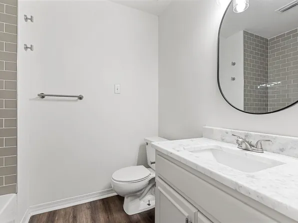 5435 Country Club Blvd, Theodore, AL 36582