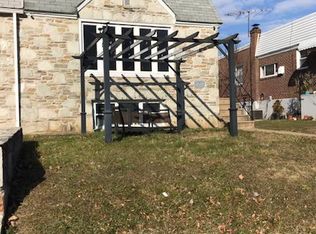 8902 Blue Grass Rd, Philadelphia, PA 19152