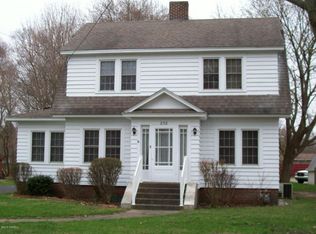 292 W Napier Ave, Benton Harbor, MI 49022