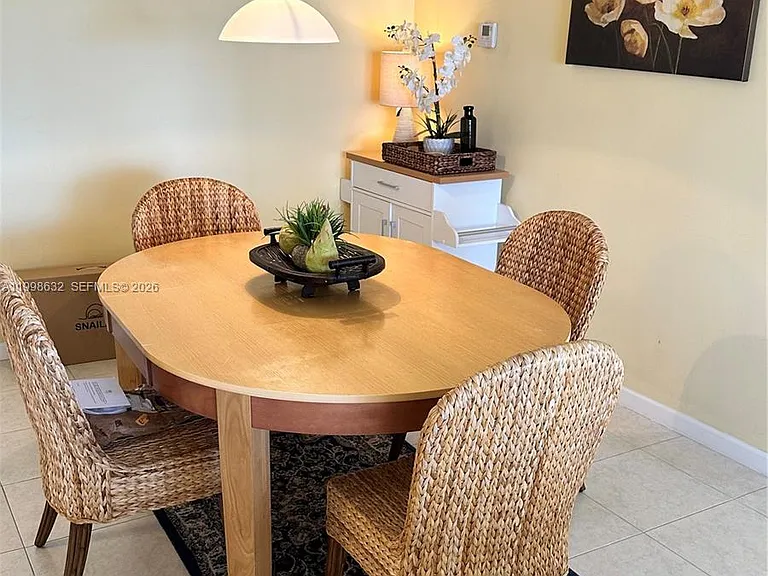 3530 Mystic Pointe Dr #2607 — Photo 4