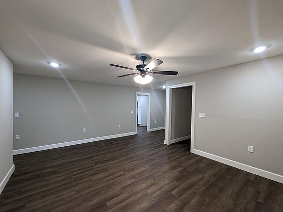 4th image of 2765 Neeley St