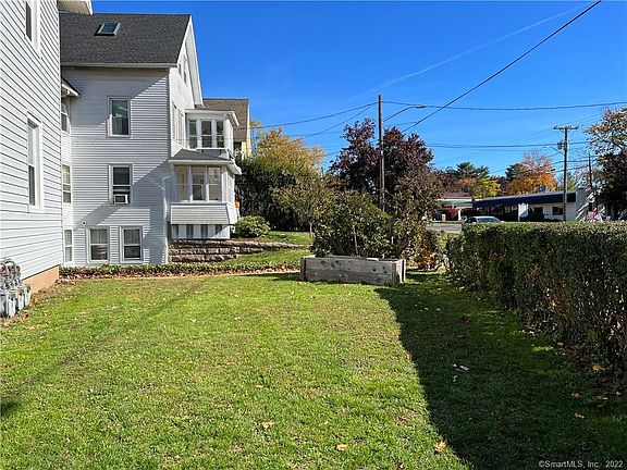 5th image of 2 Lincoln Ave #1
