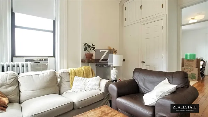 Rented by ZealEstate Group Inc | media 27