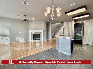 7621 Lakecrest Cir, Irving, TX 75063