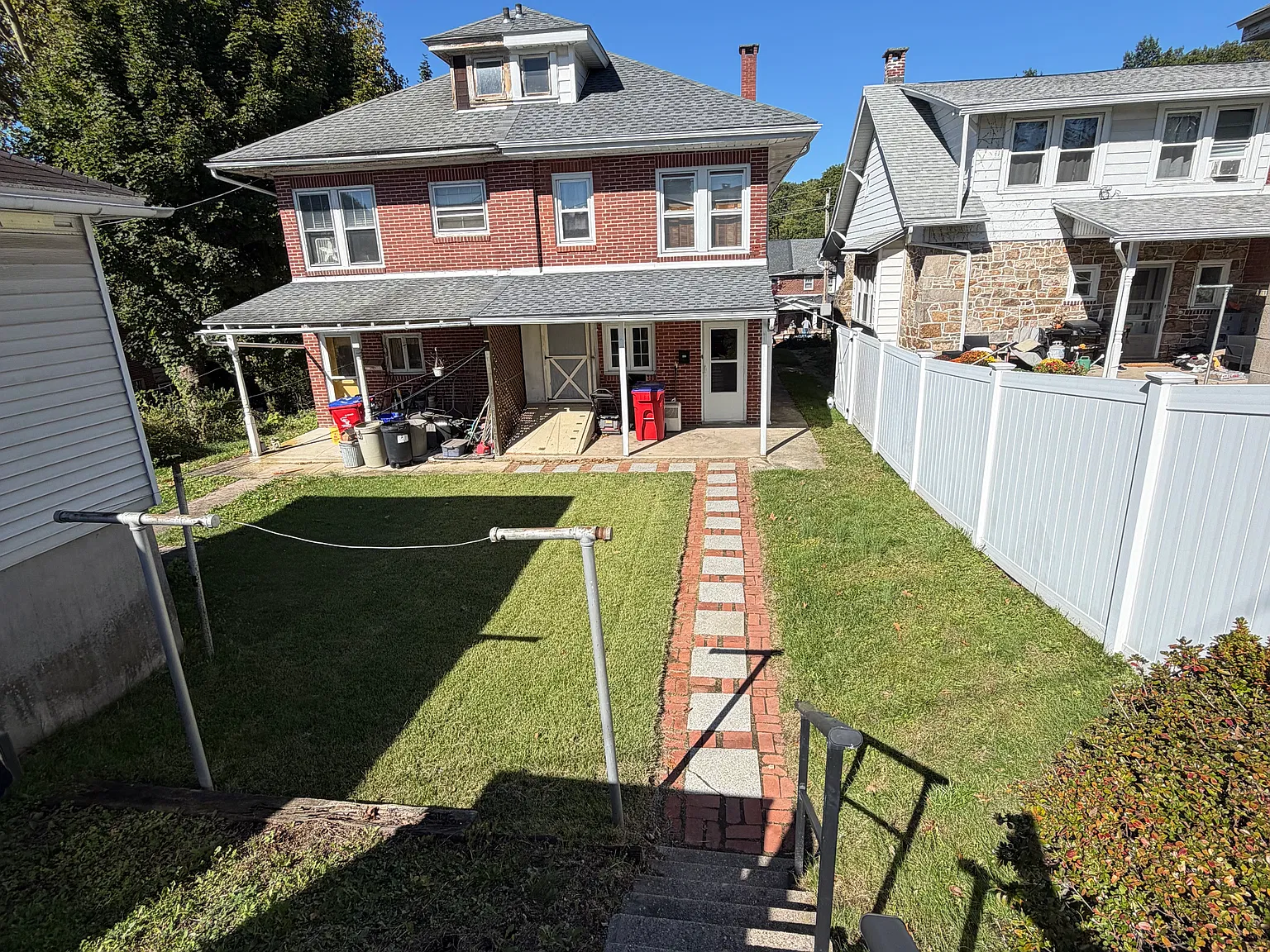 3 bed, 1344 sqft, $1,800 — Photo 4