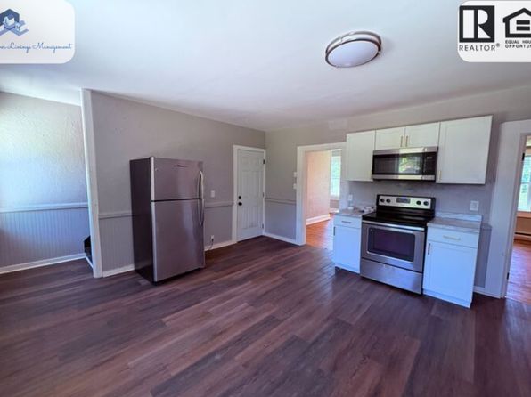 715 Riverside Dr #3