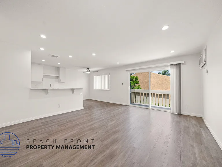 7450 Crescent Ave. — Photo 4