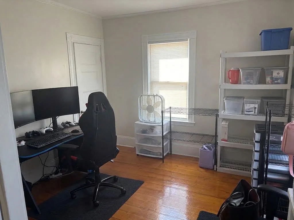 2 bed, 9999 sqft, $2,950 — Photo 4