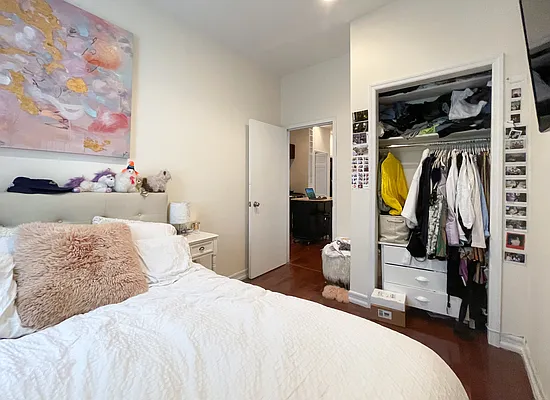 Rented by Kahen Properties | media 11