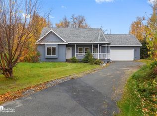 2385 N Thunder Gulch Cir, Palmer, AK 99645