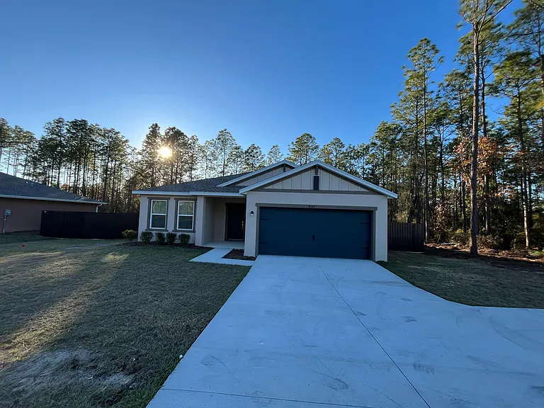 8042 SW Highway 484 — Photo 1
