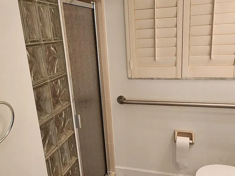 610 Palm Dr — Photo 13