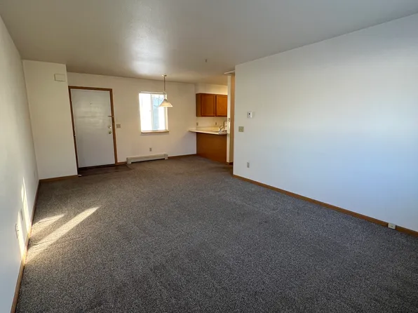 1526 Lake Elmo Dr #6, Billings, MT 59105