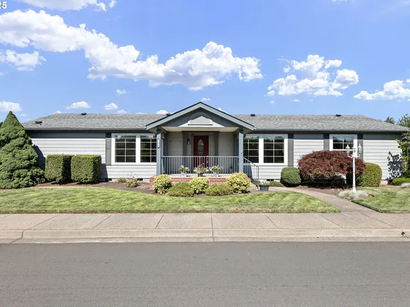 3220 Crescent Ave Space 102, Eugene, OR 97408