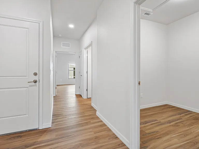The Grove Apartment Homes — Photo 40