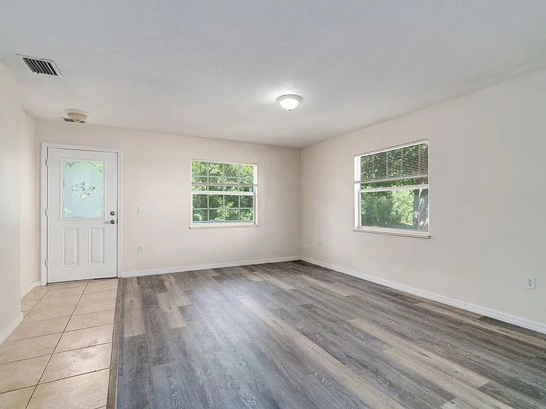 2167 Harrison St — Photo 3
