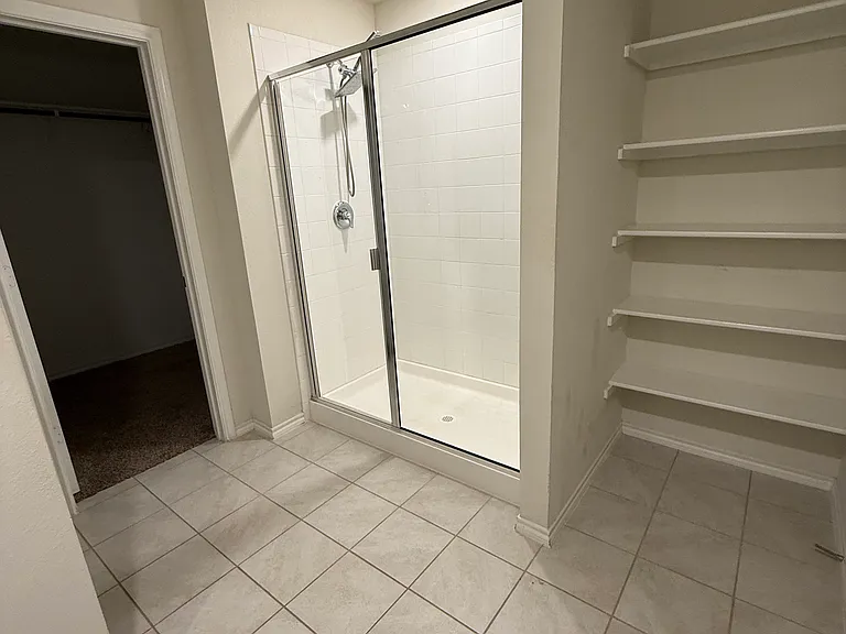 216 Samuel St — Photo 15