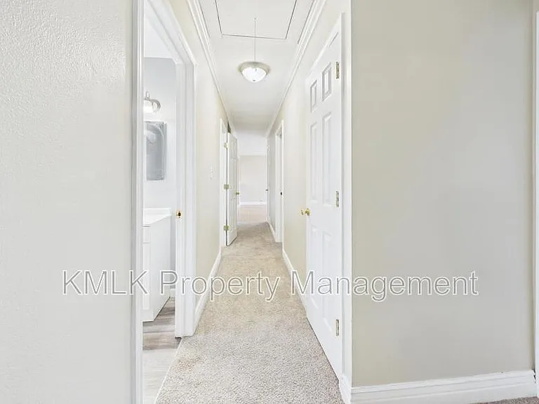 3434 Lawndale Dr — Photo 16