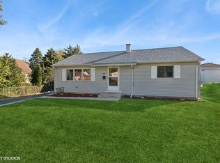 1422 Burry St, Joliet, IL 60435